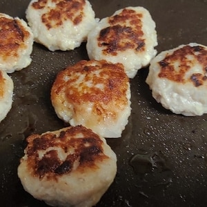 水切り不要！ふわふわ♡豆腐ハンバーグ　きのこ餡かけ